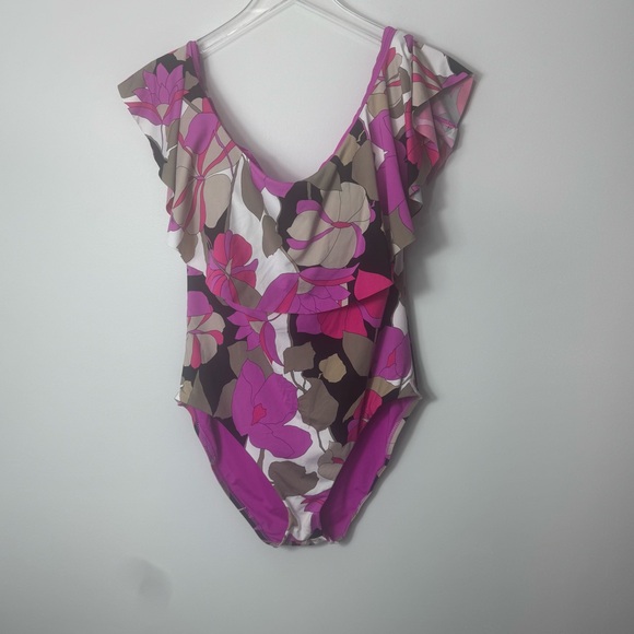Trina Turk NWT LYNX Ruffle Off the shoulder bathing suit 14 2127 - Picture 1 of 3